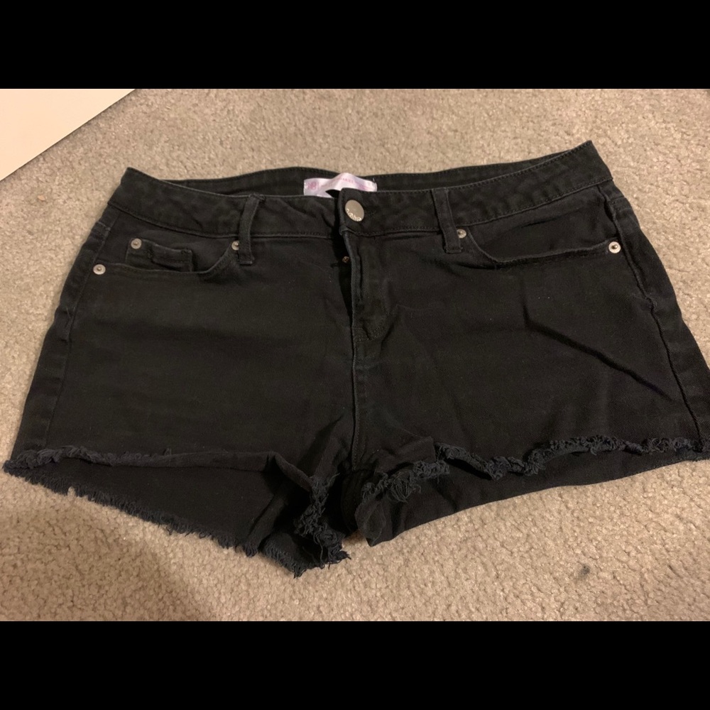 Black Jean Shorts (NoBo)